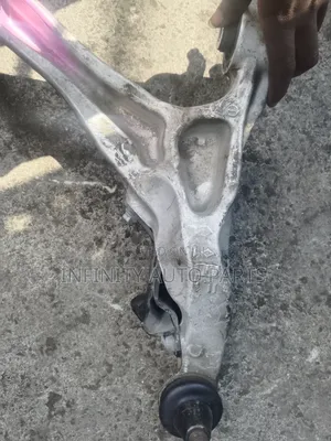 Nissan Skyline Control Arms