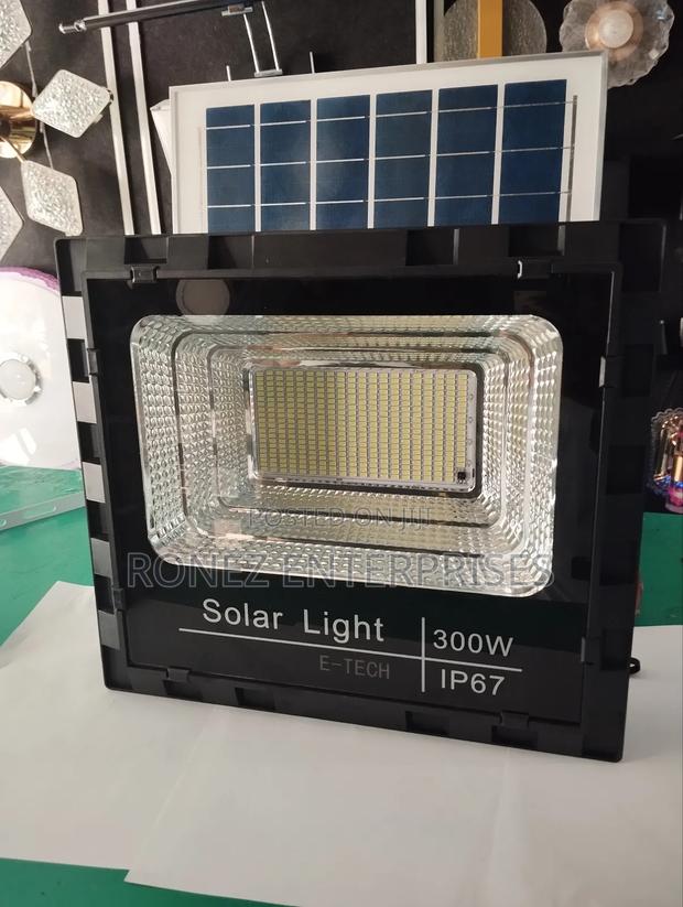 Solar Floodlights 300wlts - thumbnail 2