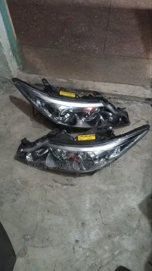 Estima 2012 Headlight Zenon