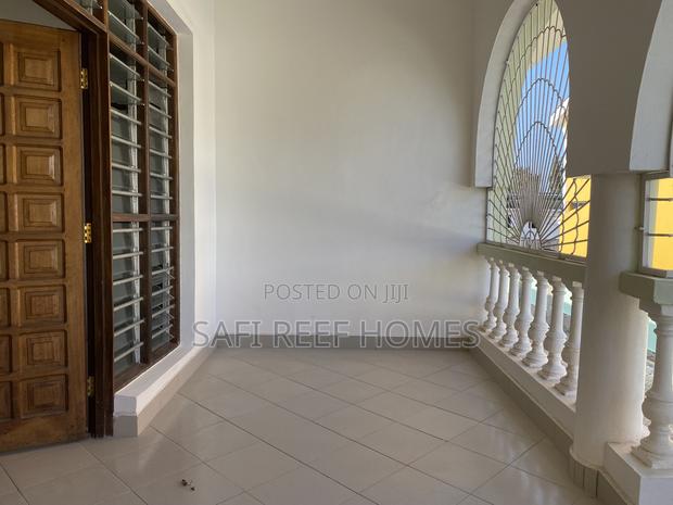 4bdrm Maisonette in Nyali for rent - thumbnail 15
