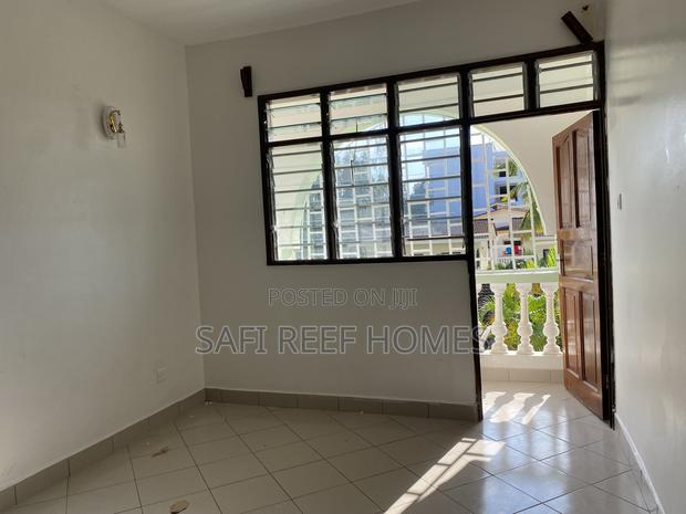 4bdrm Maisonette in Nyali for rent - thumbnail 16