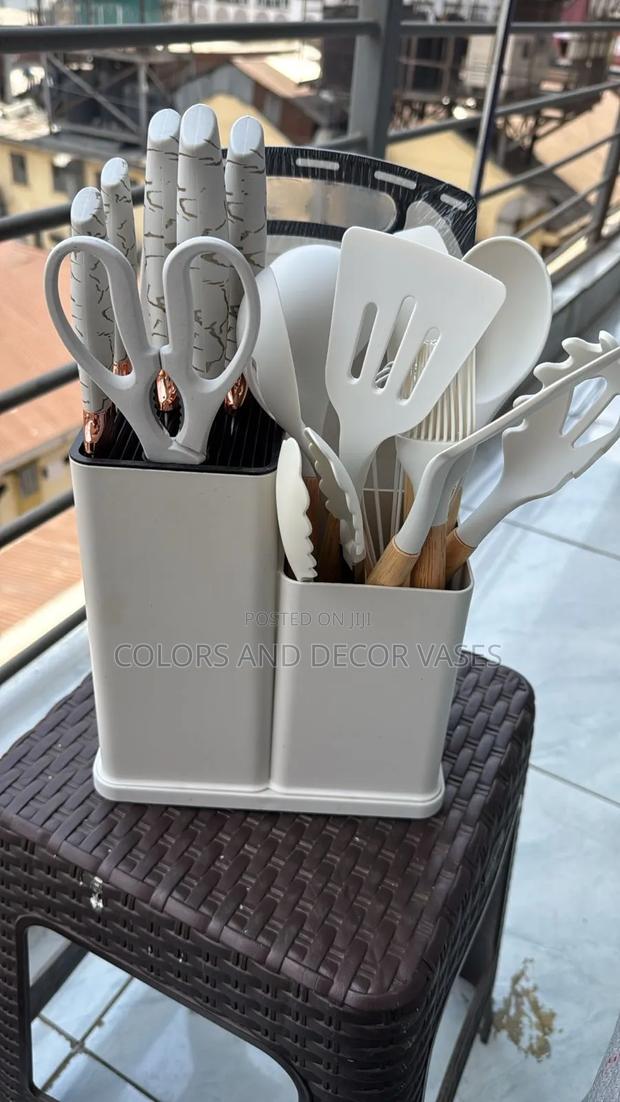 Complete Set of White Cutlery - main view