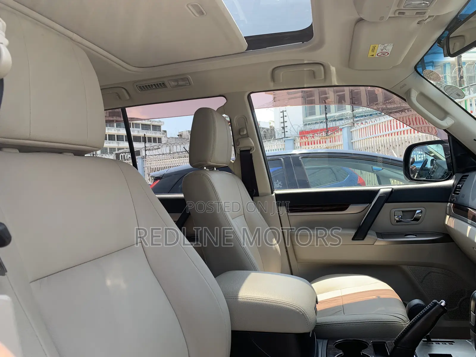 Mitsubishi Pajero V90 3.2 DI-D GL 2018 White