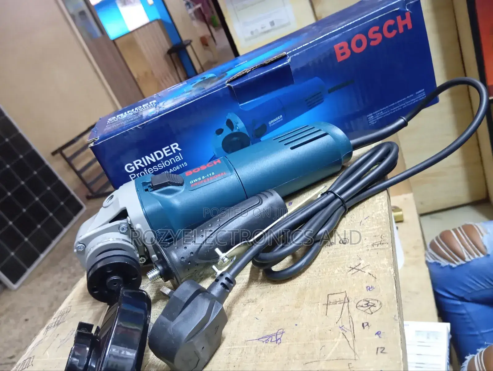 Bosch Grinder 4 Inch