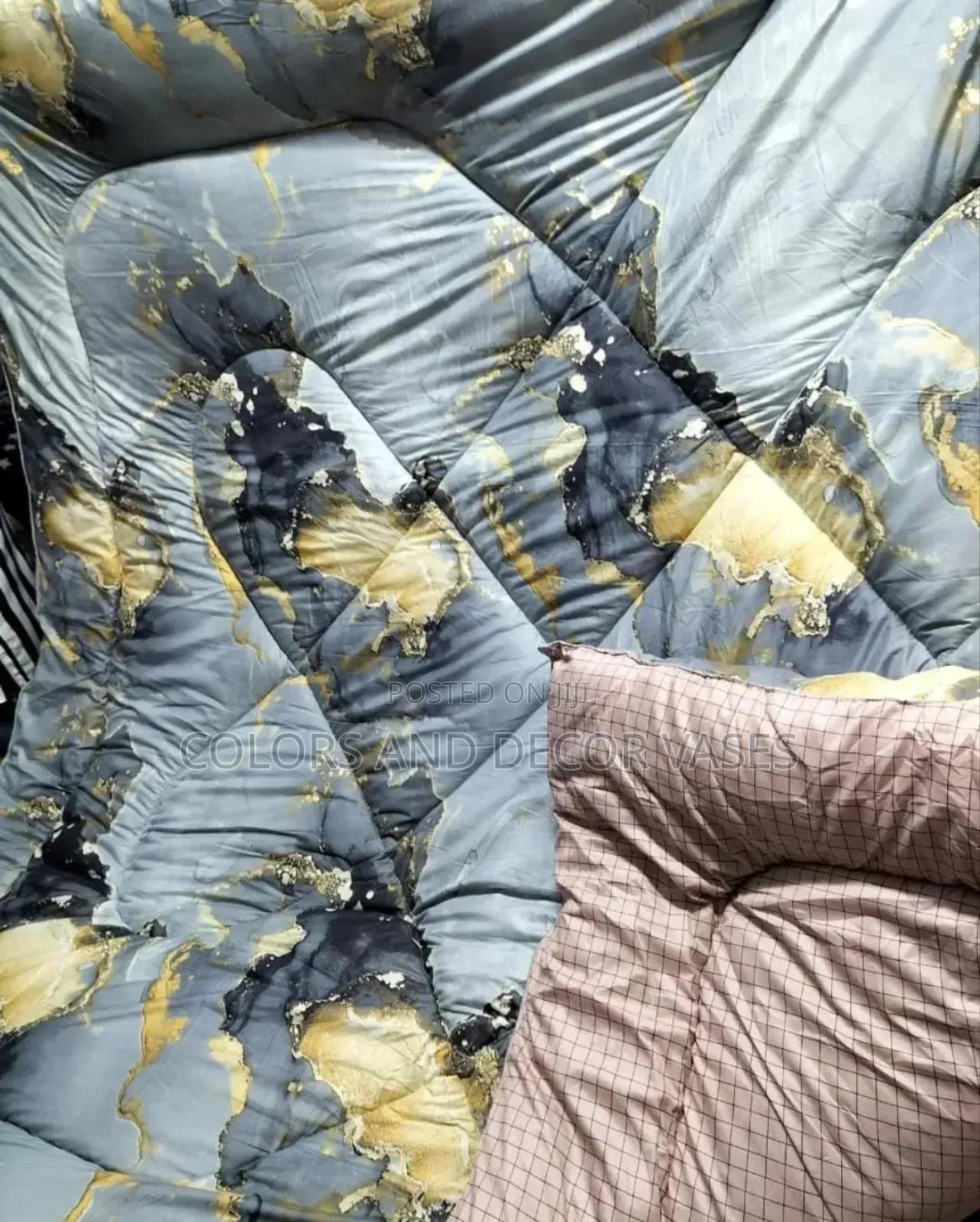 Binded Duvet.