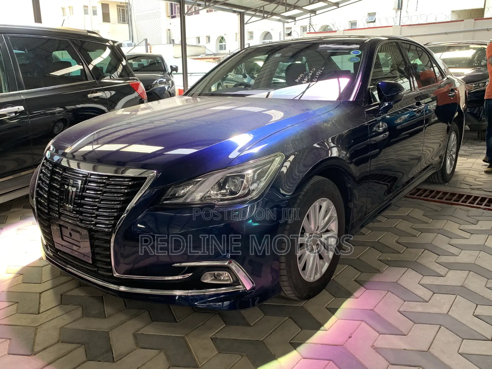 Toyota Crown 2017 Blue