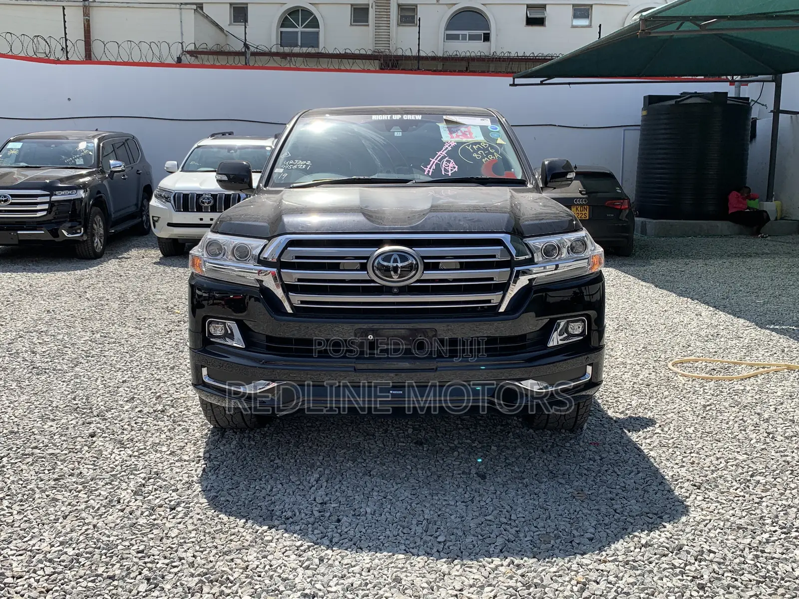 Toyota Land Cruiser 4.6 V8 ZX 2017 Black