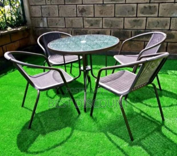 Outdoor Set - main view