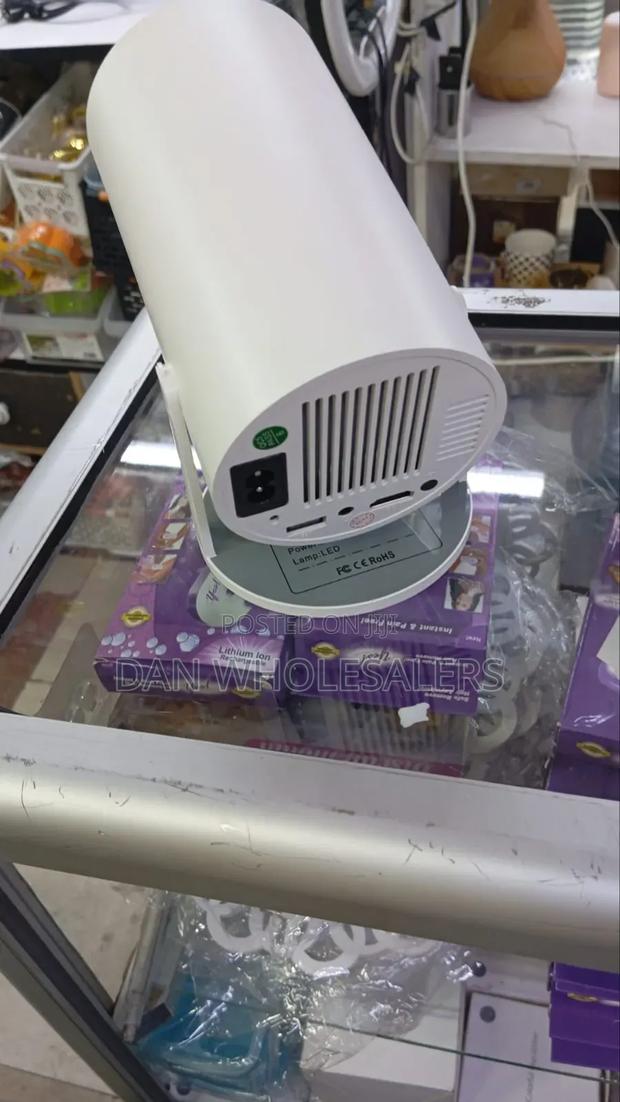 Smart Portable Projector - main view