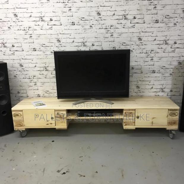 Tv Stand / Media Console/Tv Table