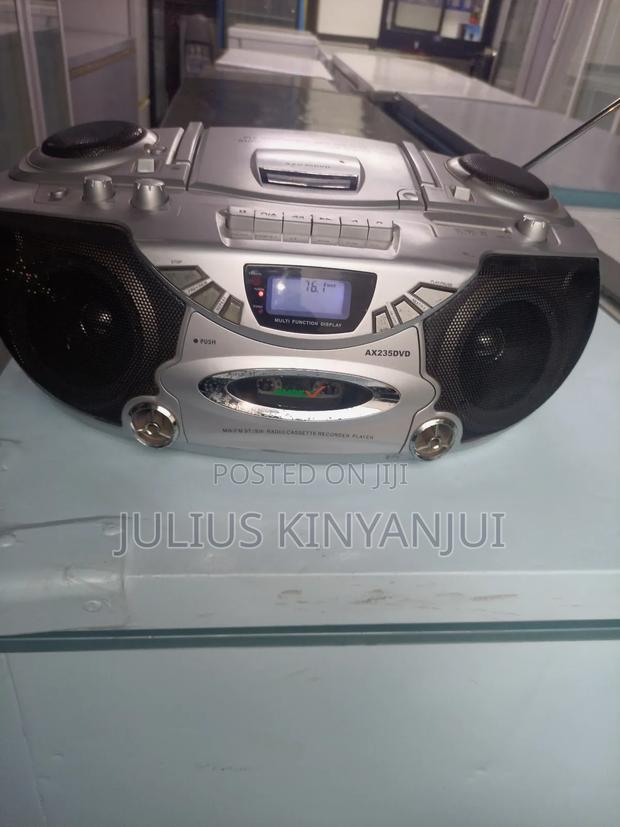 Radio Cassette Recorder Player - thumbnail 2