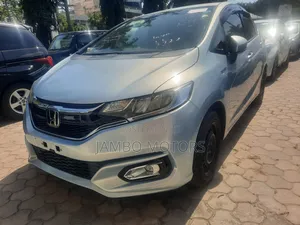 Honda Fit Sport 2018 Silver