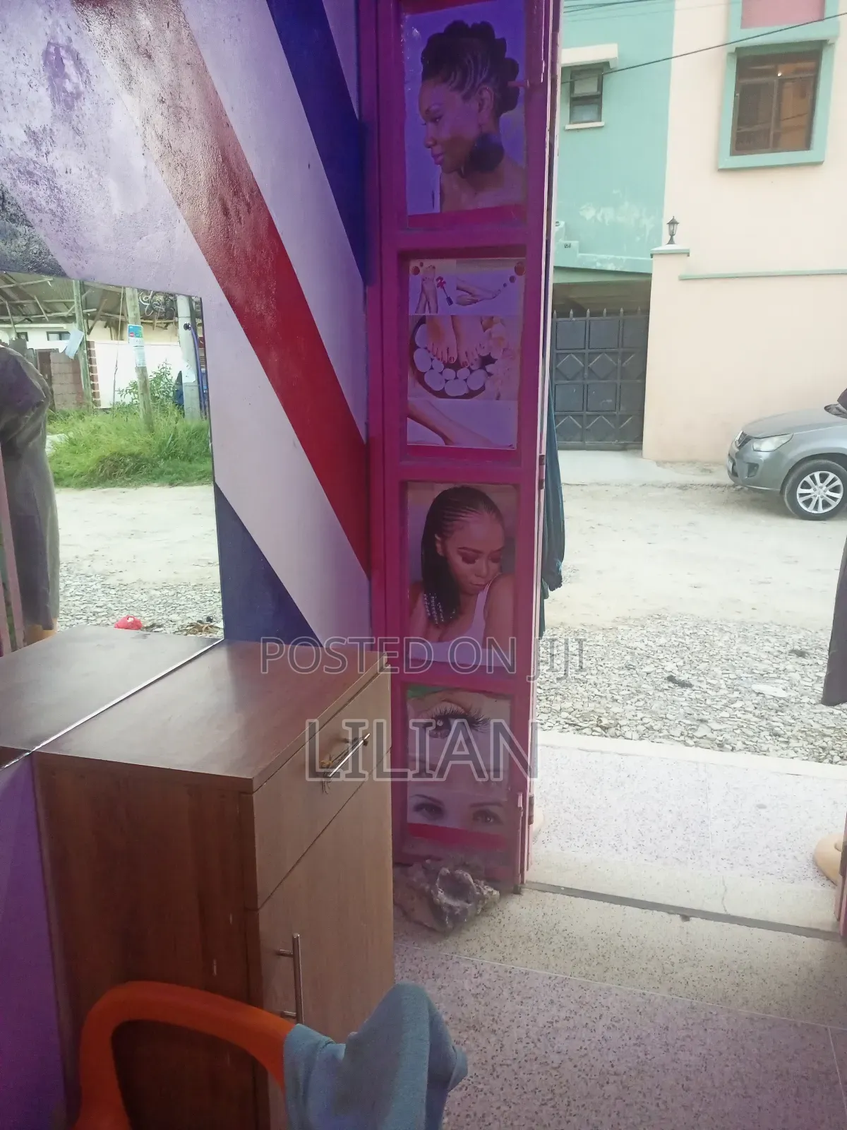 Salon on Sale,Fully Equipped and Operating