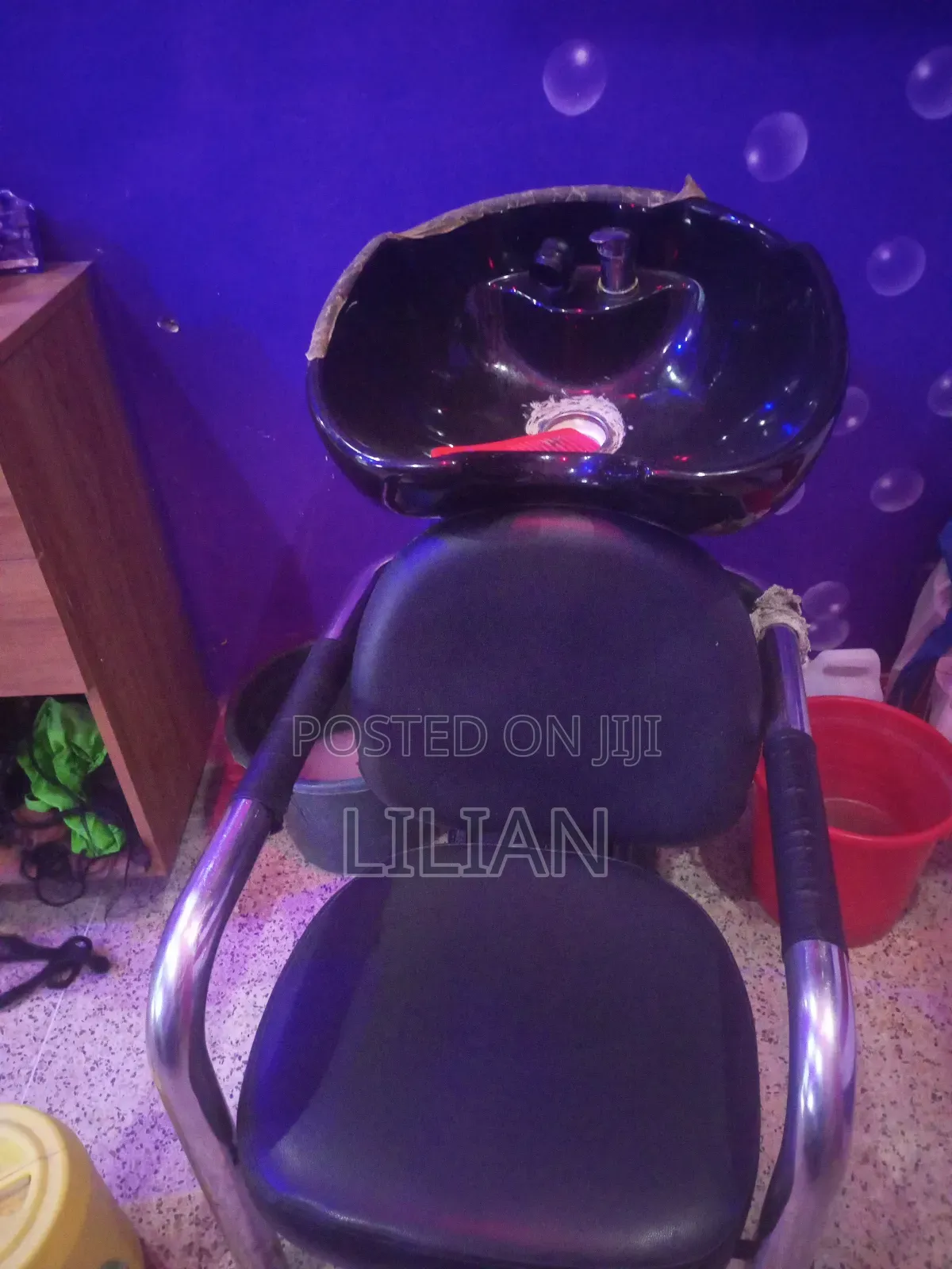 Salon on Sale,Fully Equipped and Operating