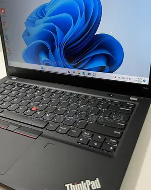 Laptop Lenovo Thinkpad T14s Gen 1 16GB Intel Core I7 SSD 512GB