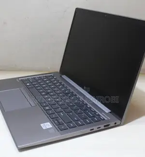 Laptop HP ZBook Firefly G8 16GB Intel Core I7 SSD 512GB