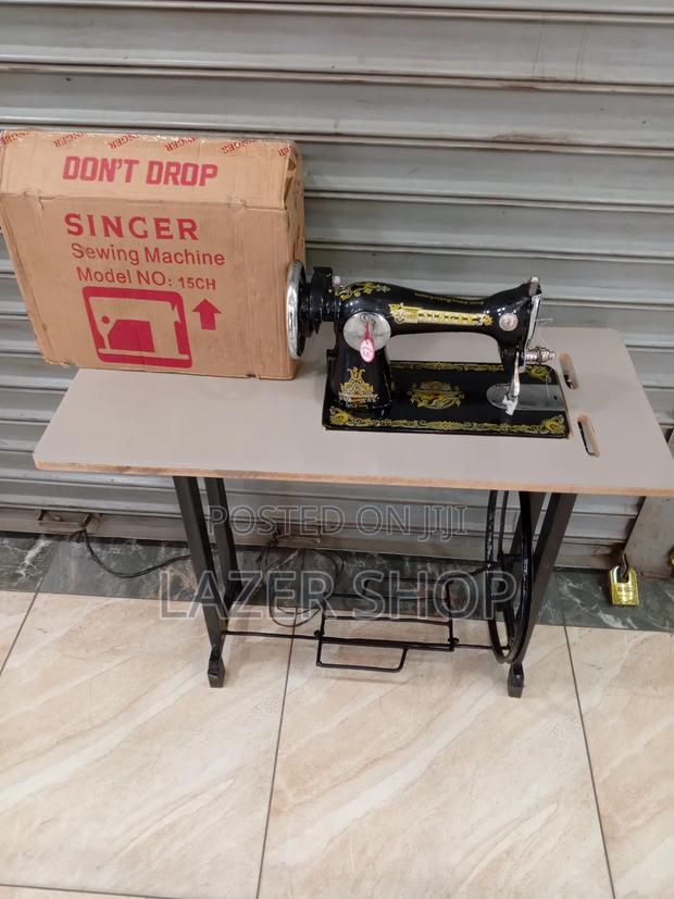 Singer Sewing Machine - thumbnail 5
