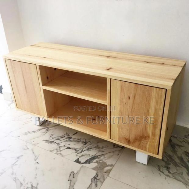 Pallet Perch( Tv Stands)