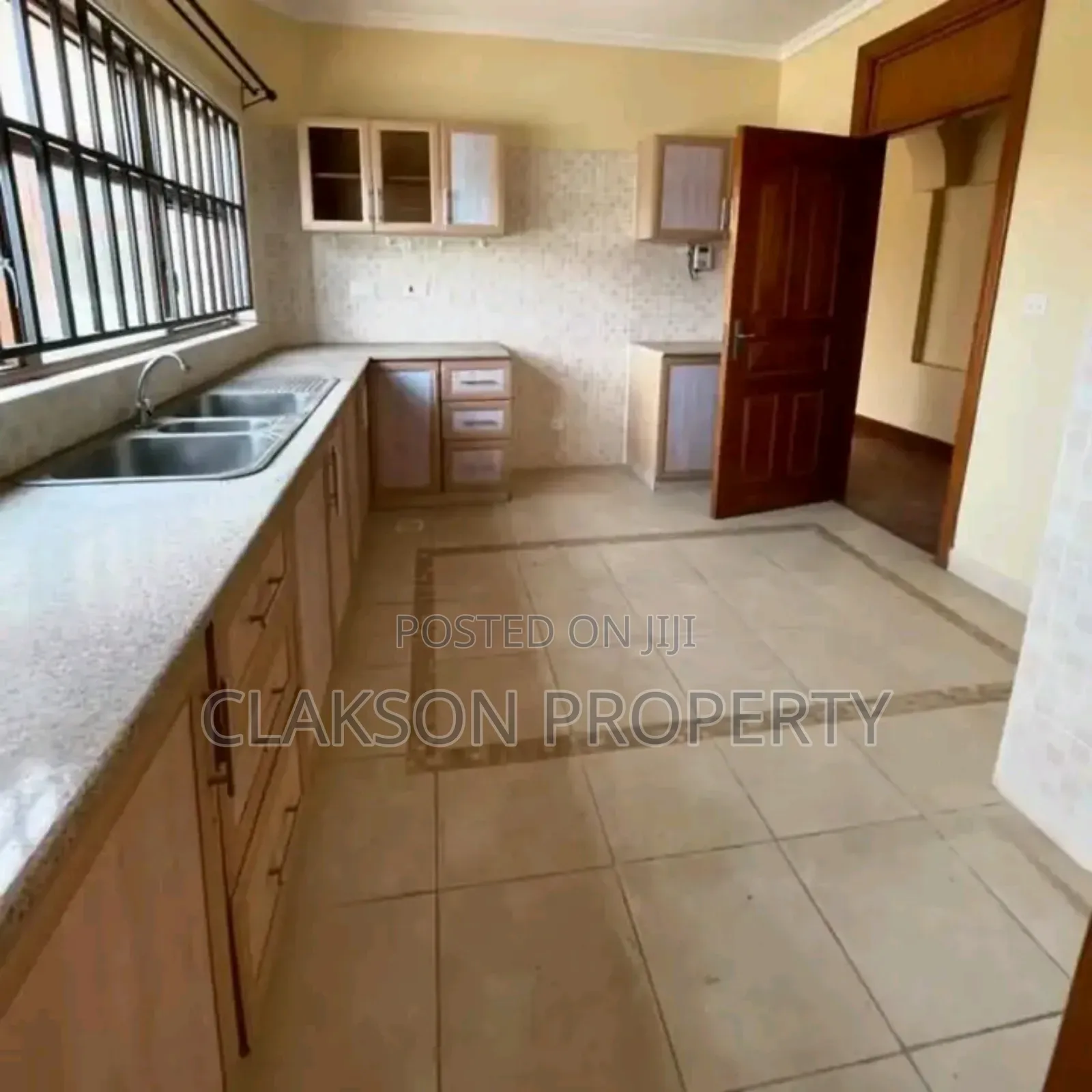 3bdrm Apartment in Kilimani, Dagoretti for sale