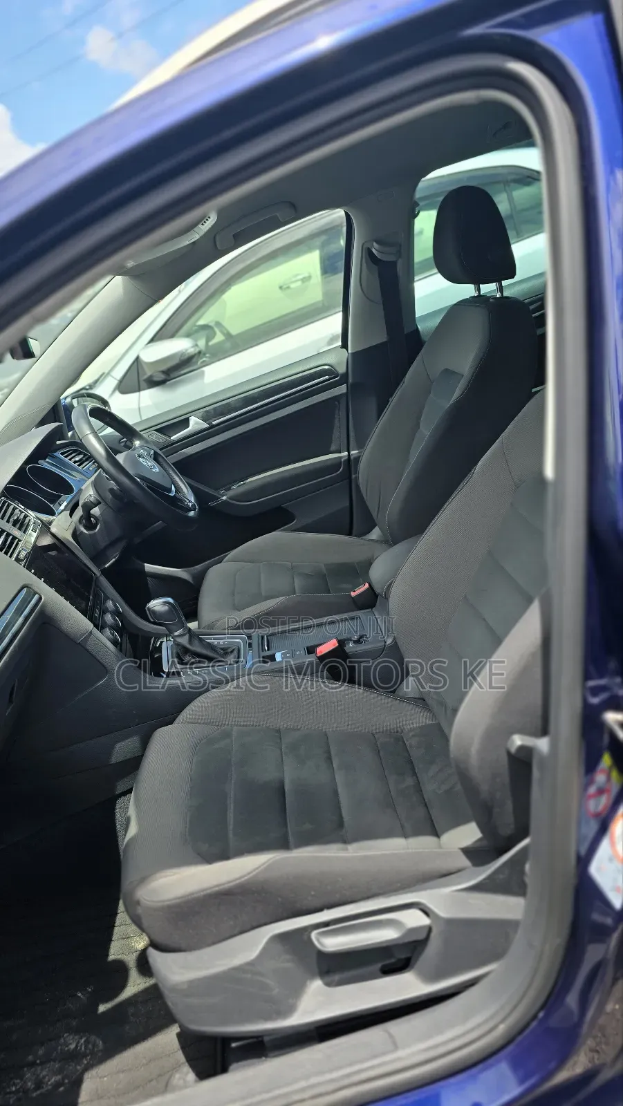 Volkswagen Golf Variant 2017 Blue