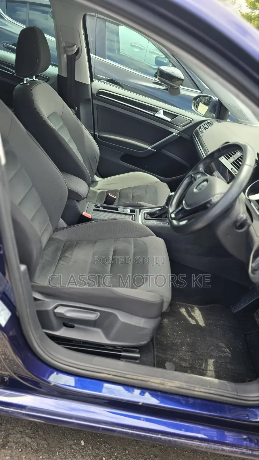 Volkswagen Golf Variant 2017 Blue