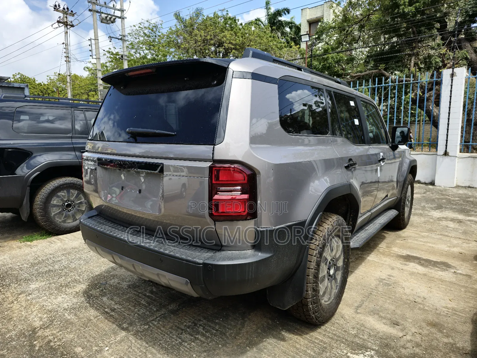 New Toyota Land Cruiser Prado 2024 Silver