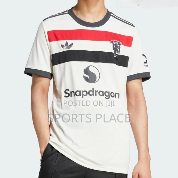 Manchester United Third Kit 2024-25 Off-White Jersey - thumbnail 2