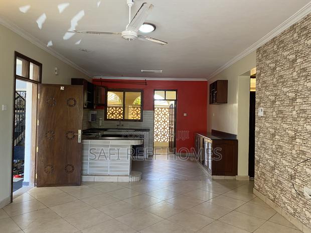 2bdrm Apartment in Nyali for rent - thumbnail 10