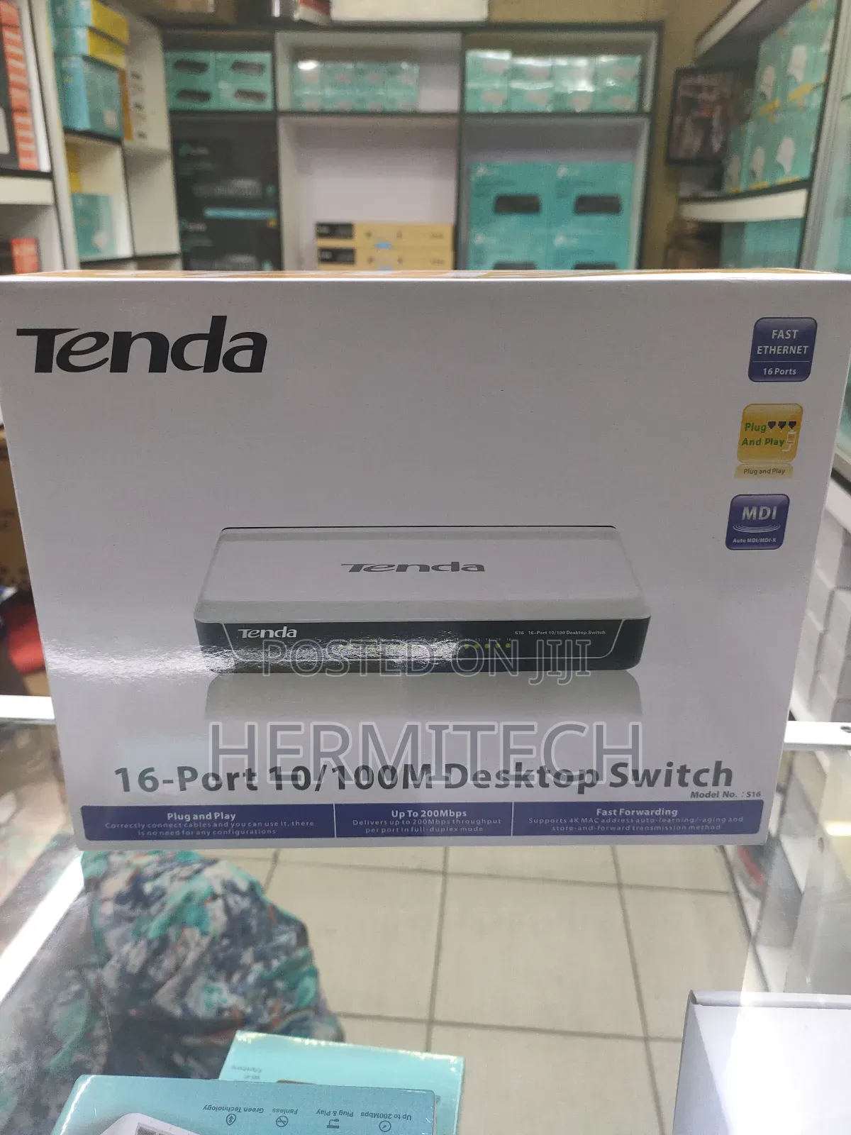 Tenda 16 Port 10/100 Desktop Switch Plug and Play S16