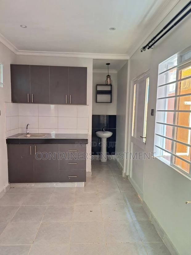 20ft Shipping Container Into a Bedsitter or Studio Unit. - main view