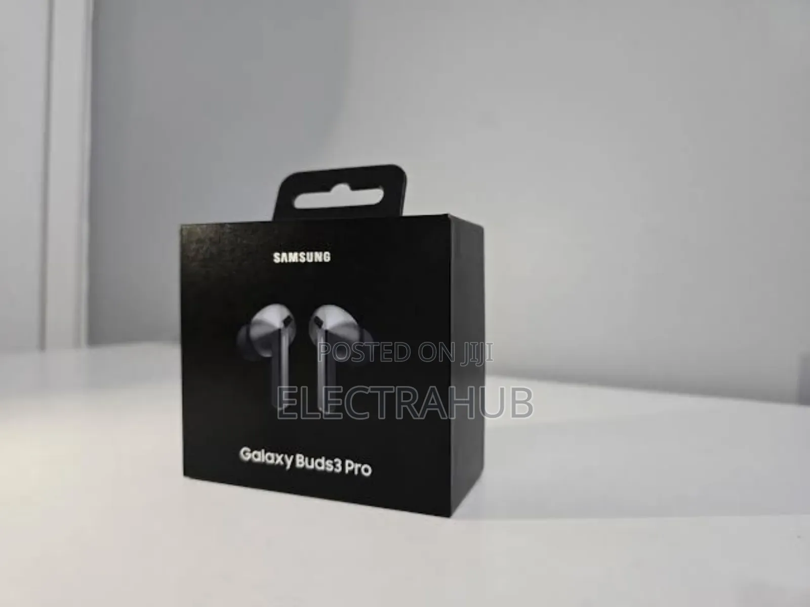 Samsung Galaxy Buds 3 Pro New Sealed In A Shop
