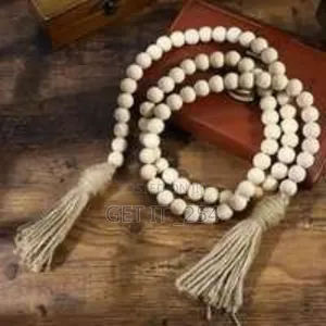 *Wooden Beads/Garland With Tassels/Farmhouse