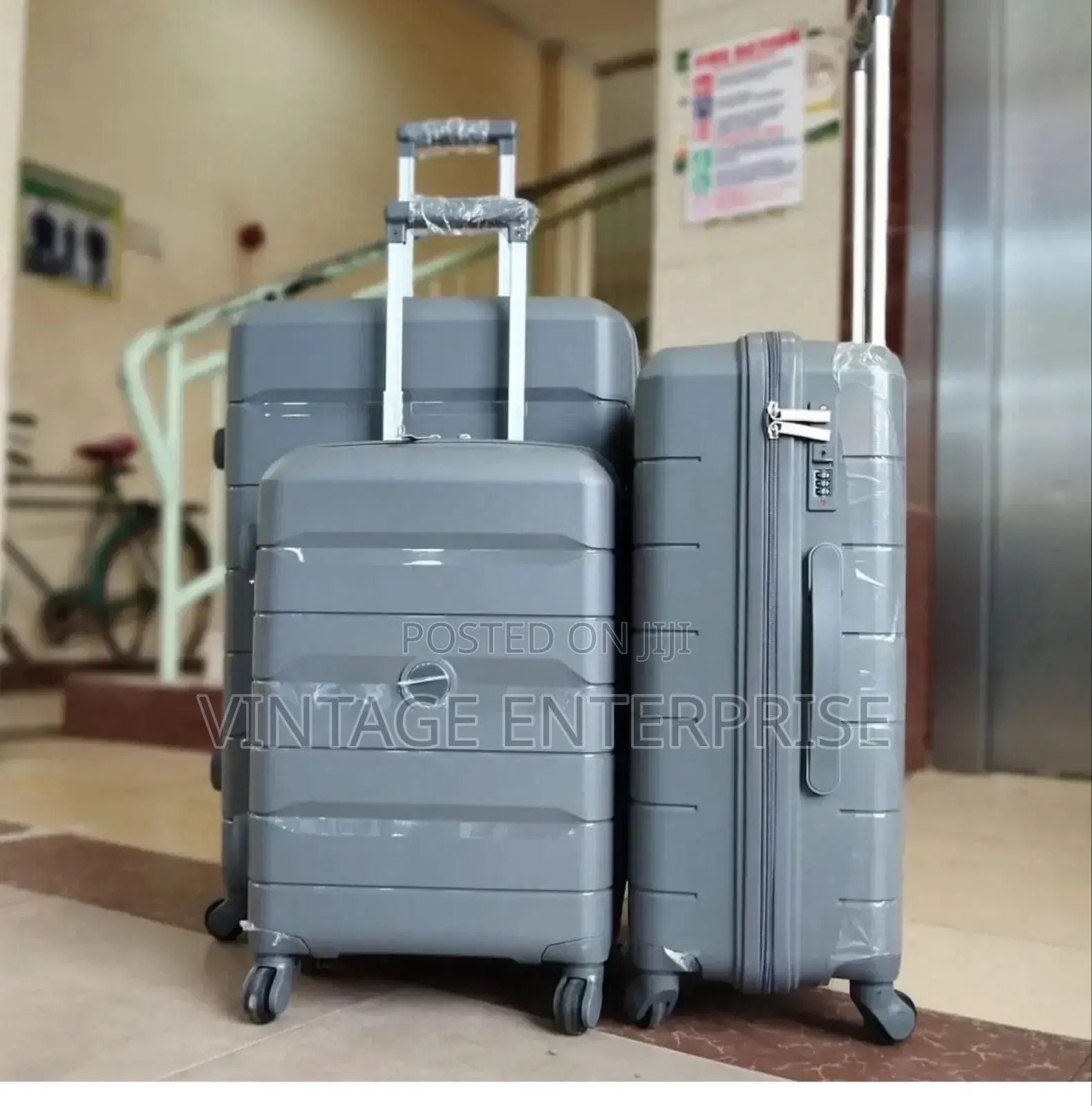 Unbreakable Rubber Suitcase , Suitcase Set