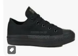 √Converse All Star
