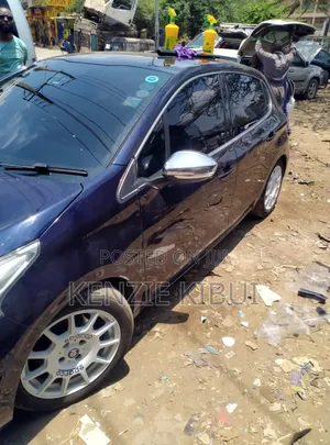 Car Tinting Service; Exclusive Windscreen