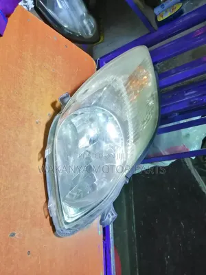 Toyota Vitz 2008/2010 Non Xenon Head Lamp (Curve), Ex Japan