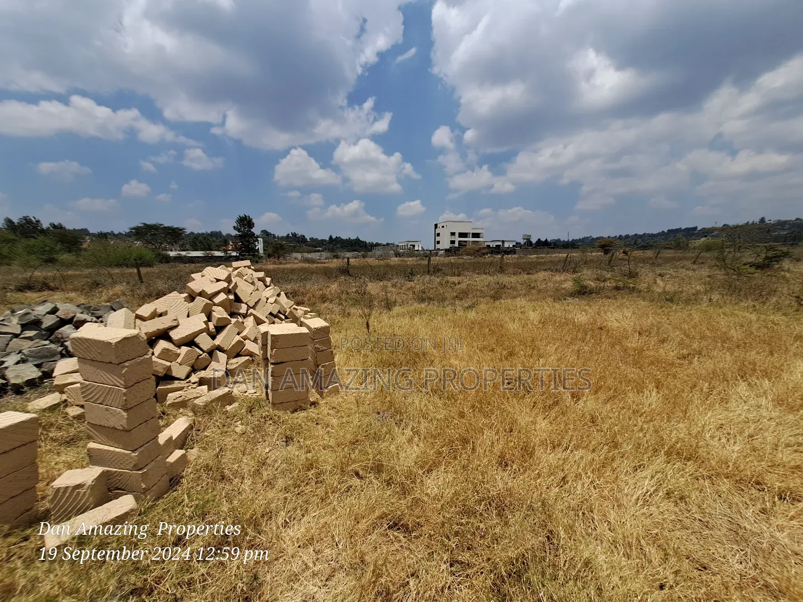 50 by 100 Plot in Ngong Kibiku for Sale 200mts From Tarmac