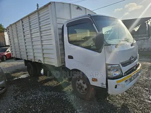 Hino Dutro