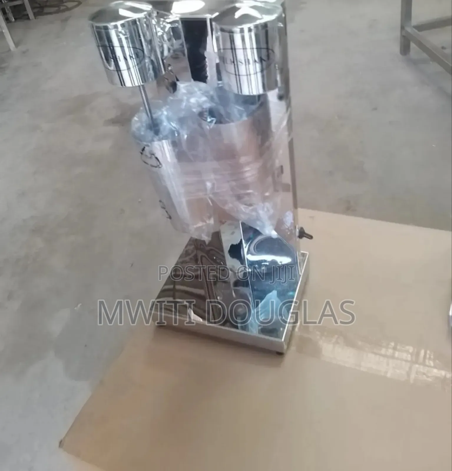 Top Hole Double Group Milkshaker Machine