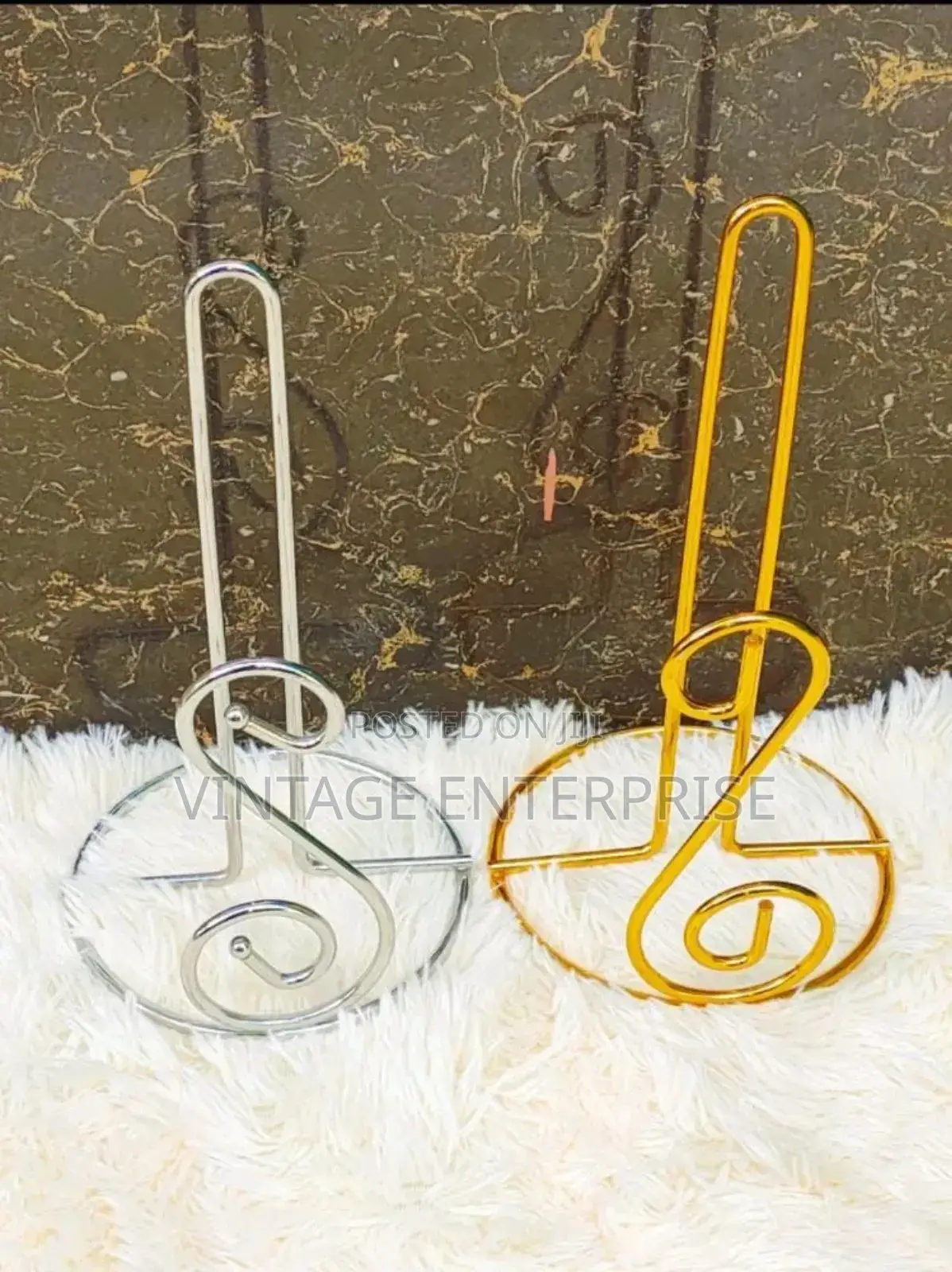 Serviette Holder