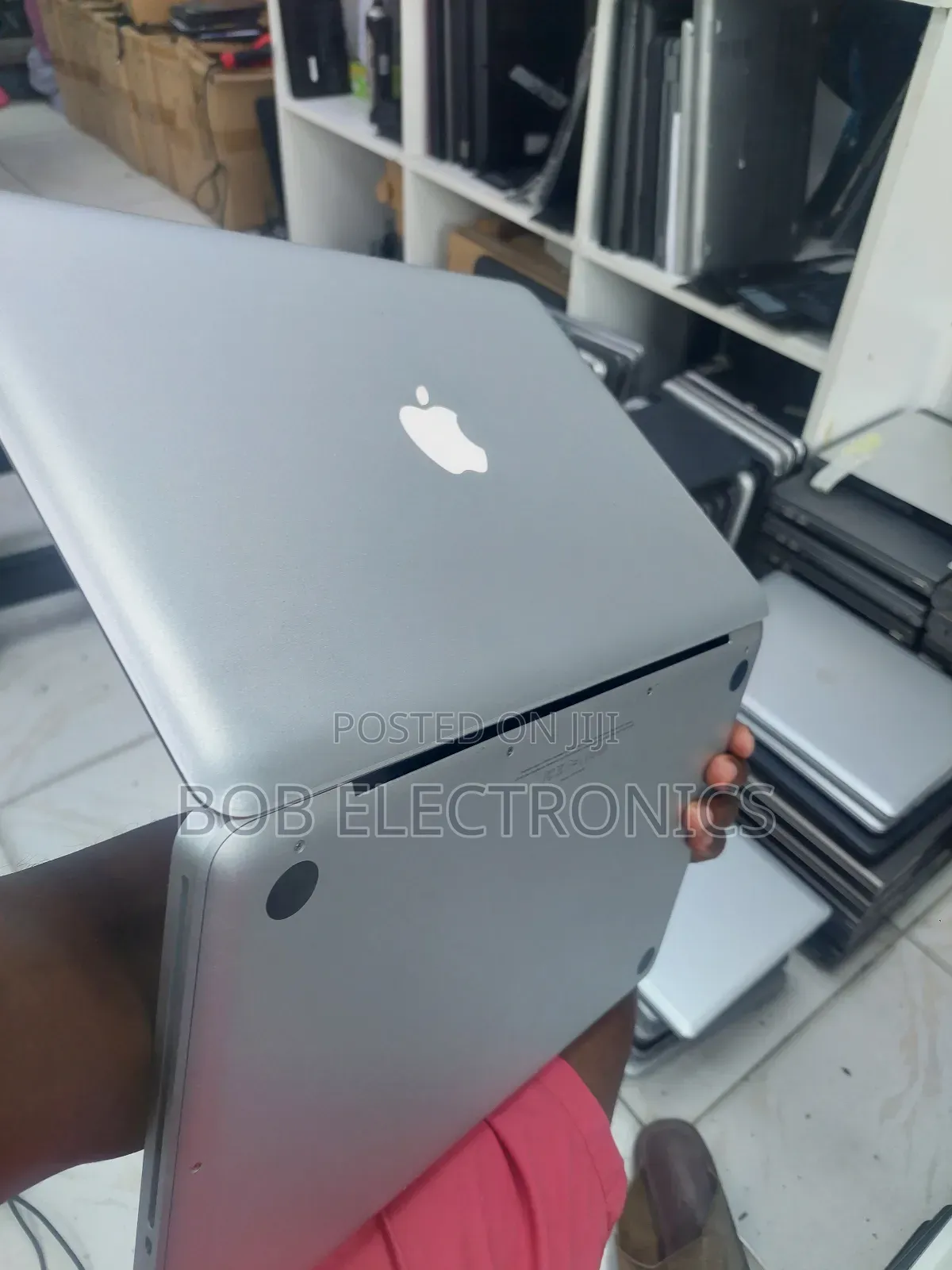Laptop Apple MacBook Pro 2011 4GB Intel Core I5 HDD+SSD 500GB