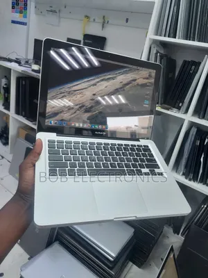 Laptop Apple MacBook Pro 2011 4GB Intel Core I5 HDD+SSD 500GB