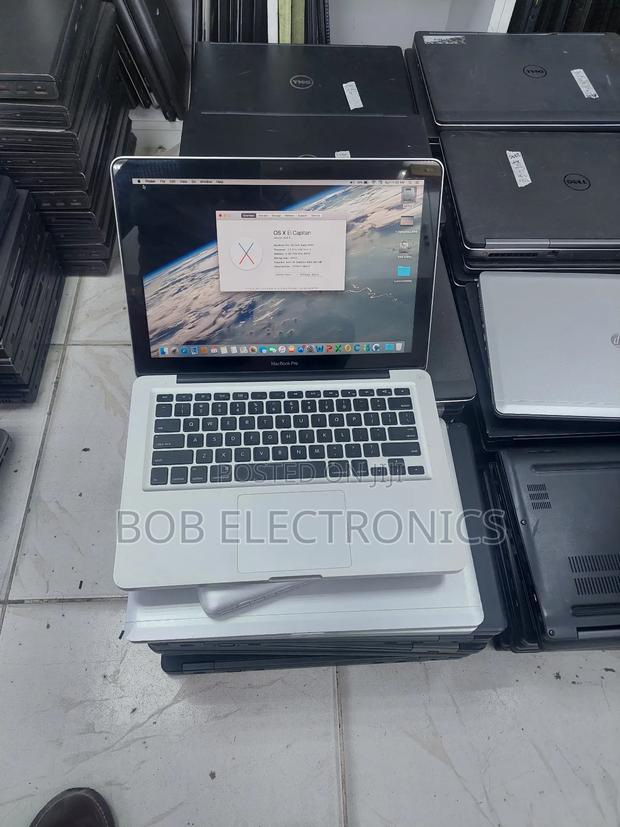 Laptop Apple MacBook 2011 4GB Intel Core I5 HDD+SSD 500GB - main view