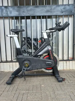 Spin Bike- Spìn Bìke Spîn Bîke/Spïn Bïke Spín Bíke Biké
