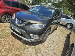 Nissan X-Trail 2014 Green
