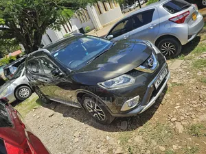 Nissan X-Trail 2014 Green