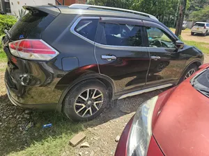 Nissan X-Trail 2014 Green