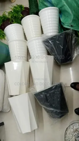 Plastic Vases Variety Call