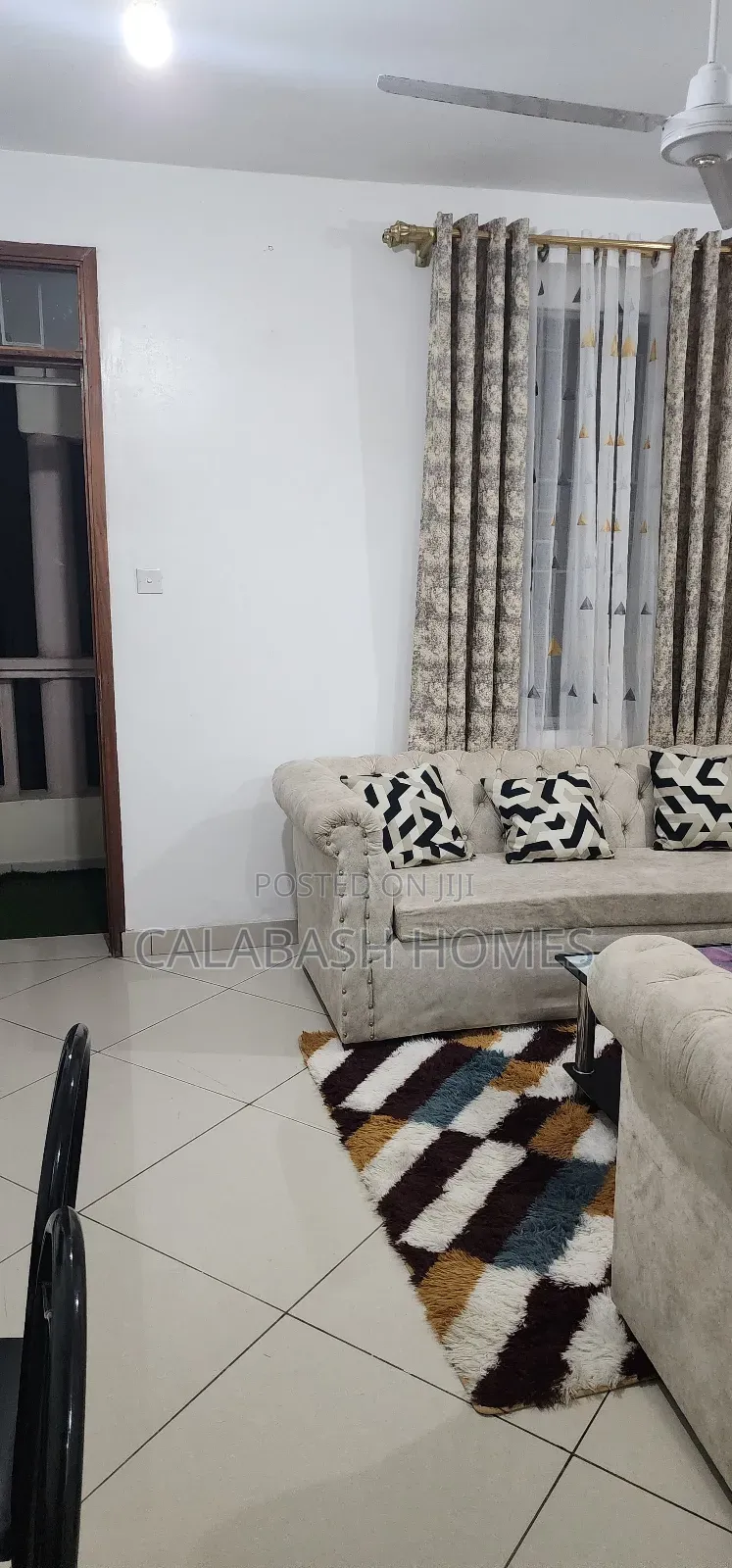 Bnb,Nyali,Links Rd,Behind Quickmatt,Ac,Balcony,Extra Sofa Bd