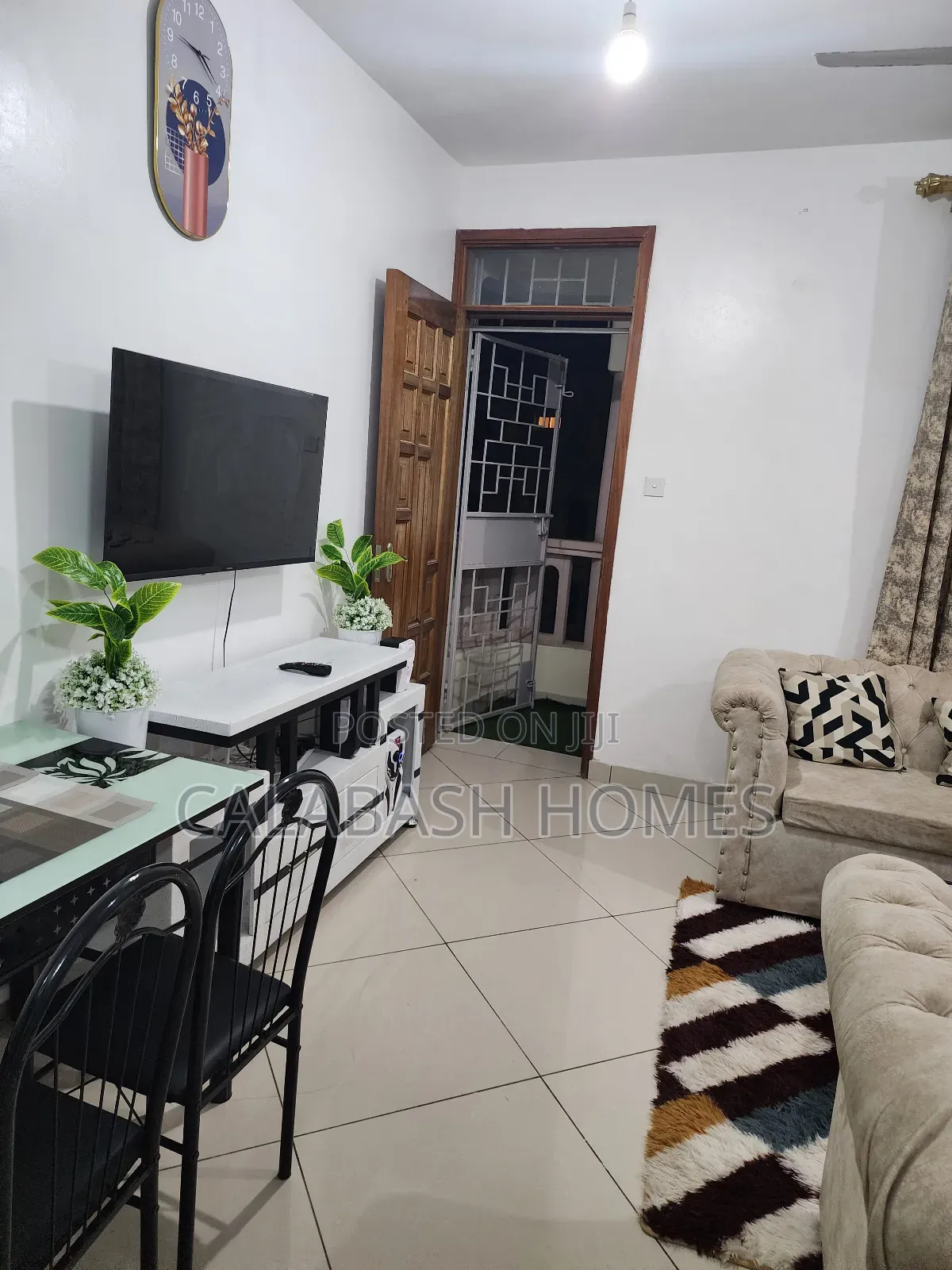 Bnb,Nyali,Links Rd,Behind Quickmatt,Ac,Balcony,Extra Sofa Bd